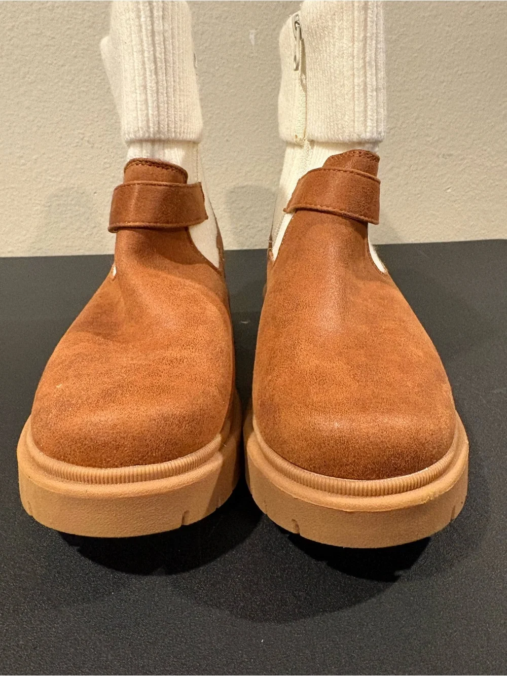 Cat & Jack Kristie Cognac Knit Cuff Boots Youth Size 4Y NWT Fast Shipping